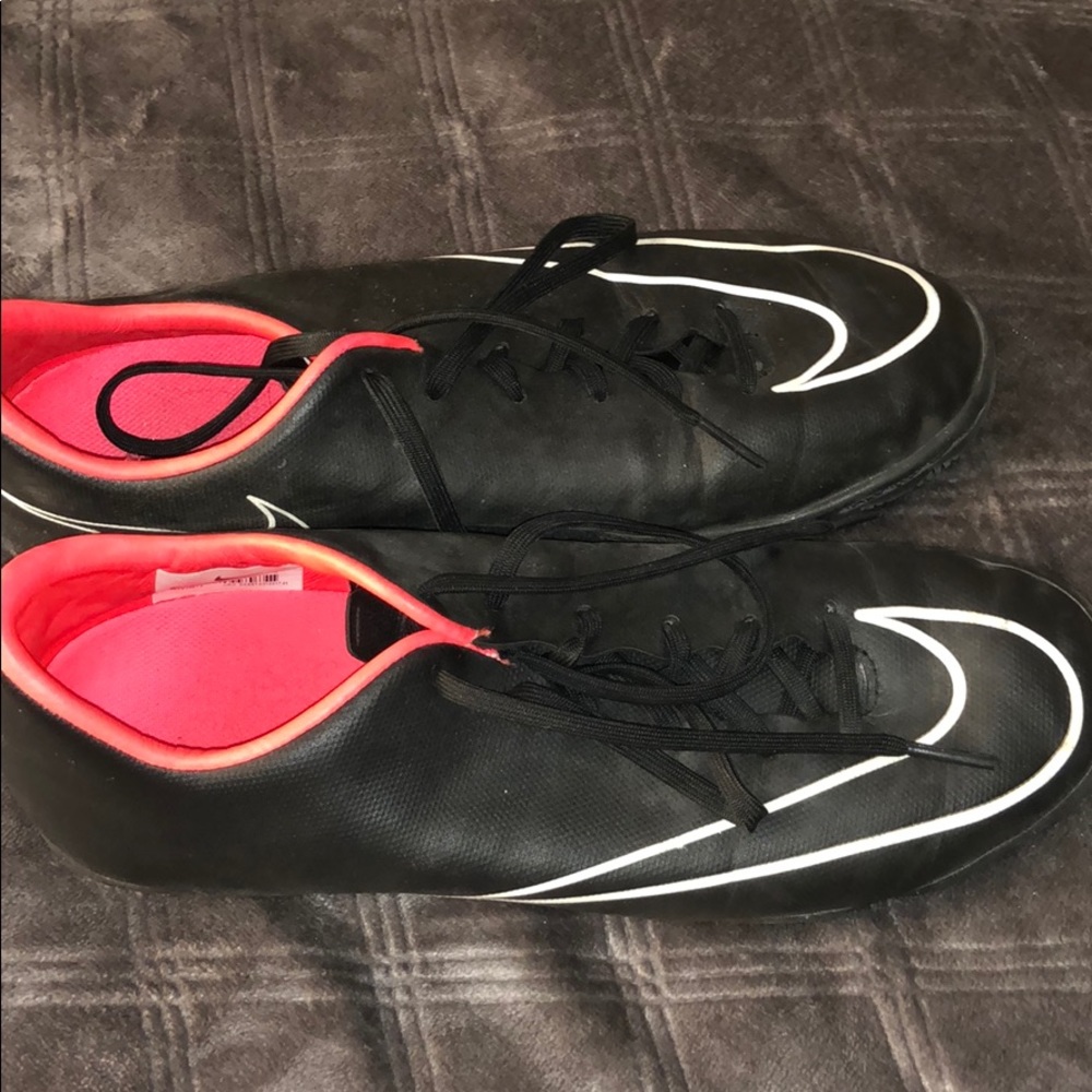 NIKE indoor sneakers